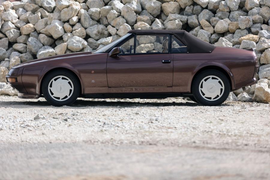  Aston Martin V8 Volante Zagato 1988 года  (UK) (фото 19 из 20)